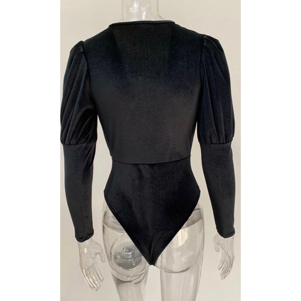 CLEARANCE 🥀 (Last Small) STRETCH VELVET BODYSUIT - Picture 5 of 5